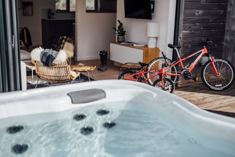 Stay at Fiztroy Lodge - Sandy Acres